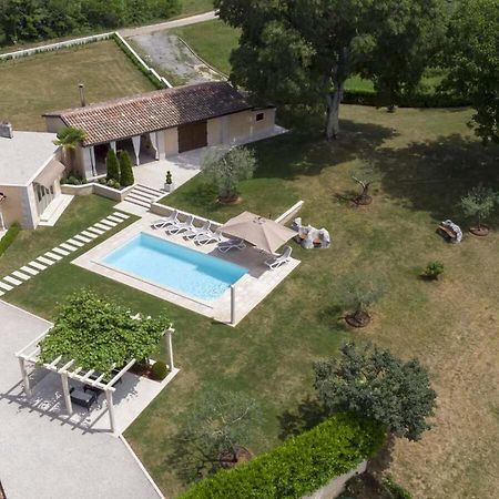 Villa Viscum In Central Istria For 8 Persons With Large Garden - Pet Friendly Pazin Luaran gambar