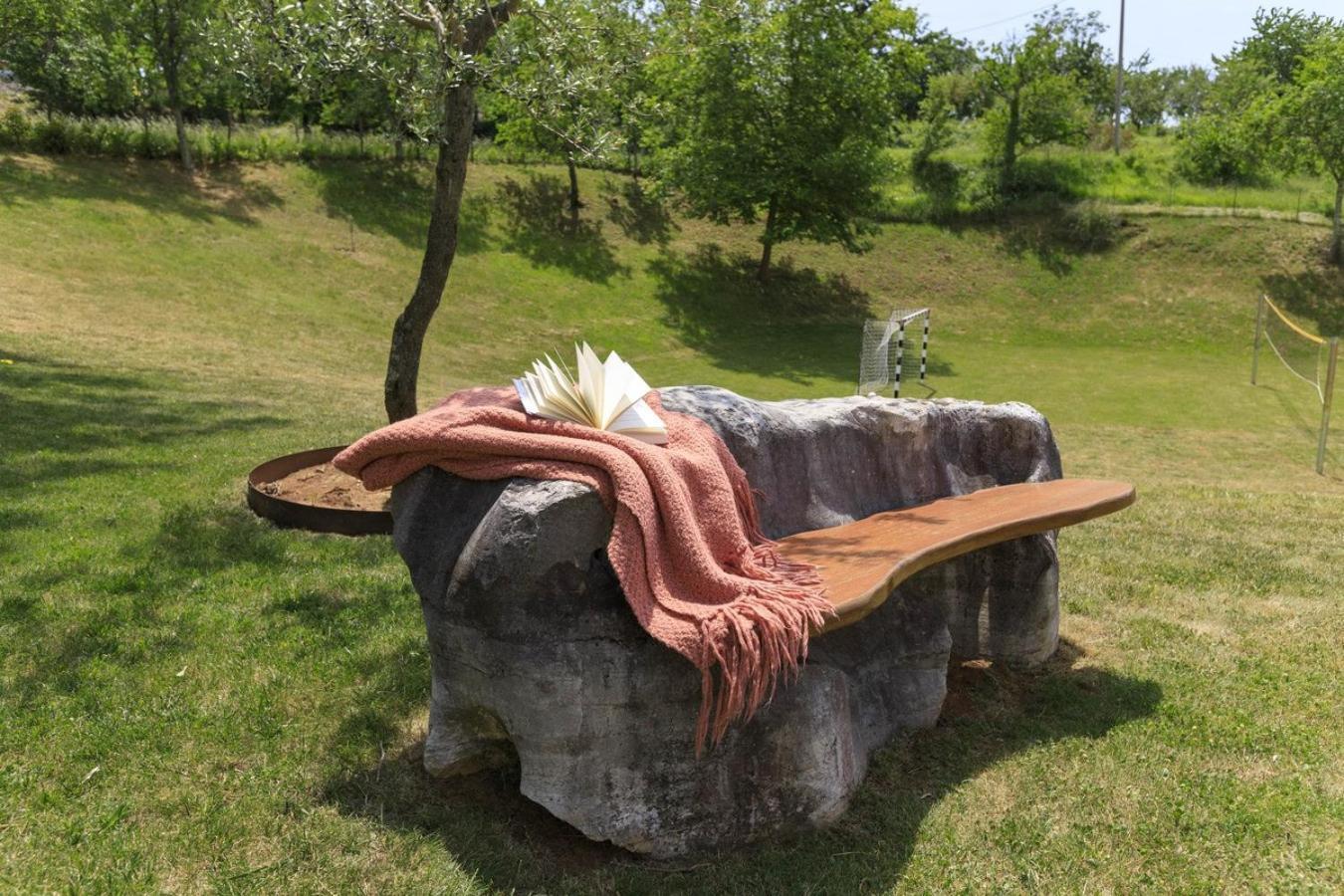 Villa Viscum In Central Istria For 8 Persons With Large Garden - Pet Friendly Pazin Luaran gambar
