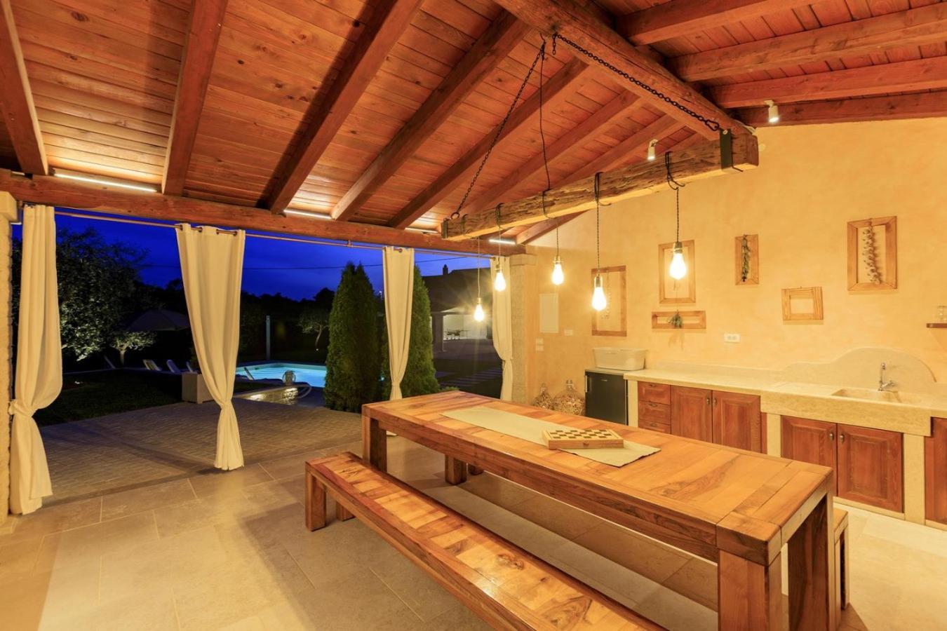 Villa Viscum In Central Istria For 8 Persons With Large Garden - Pet Friendly Pazin Luaran gambar